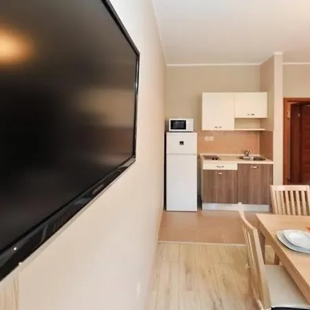 아파트 Studio Fur 4 Personen Ca 45 Qm In Srima, Dalmatien Norddalmatien - B60482