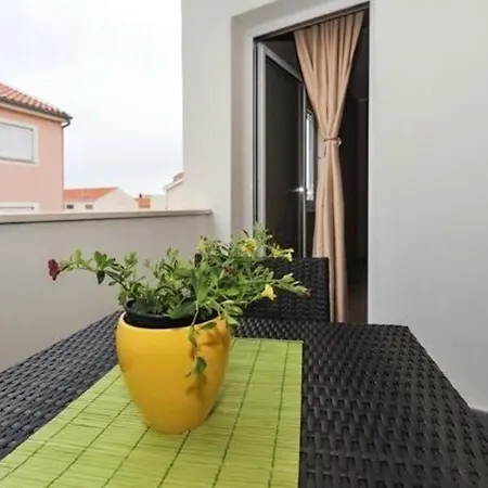 Studio Fur 4 Personen Ca 45 Qm In Srima, Dalmatien Norddalmatien - B60482 아파트 *